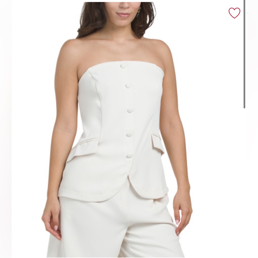 MELLODAY
Strapless Vest Top and Bermuda Shorts